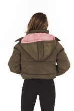 Load image into Gallery viewer, Therapy Contrast Lining Padded Jacket
